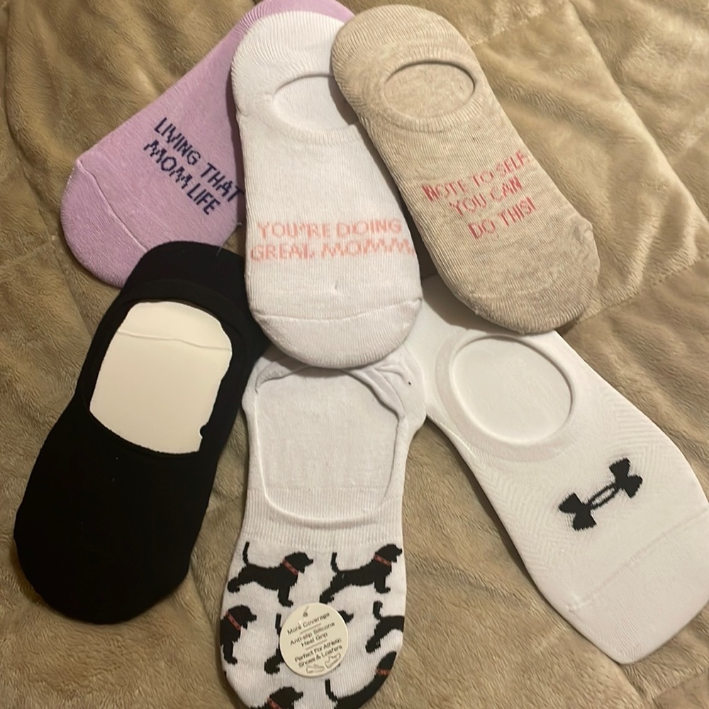 Socks bundle of 6 pairs. Fits 6.5-10